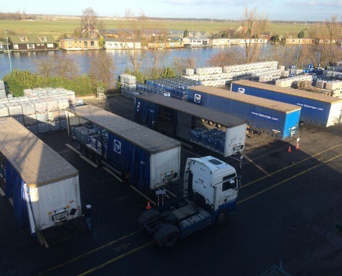 Neele-Vat Logistics start pendel voor Smit & Zoon