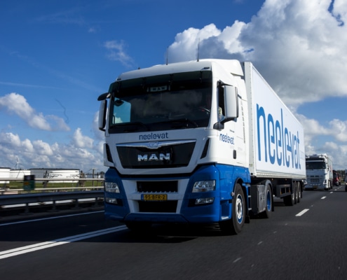 Aantal lege ritten met trailers daalt sterk verder effect verwacht door vrachtwagenheffing