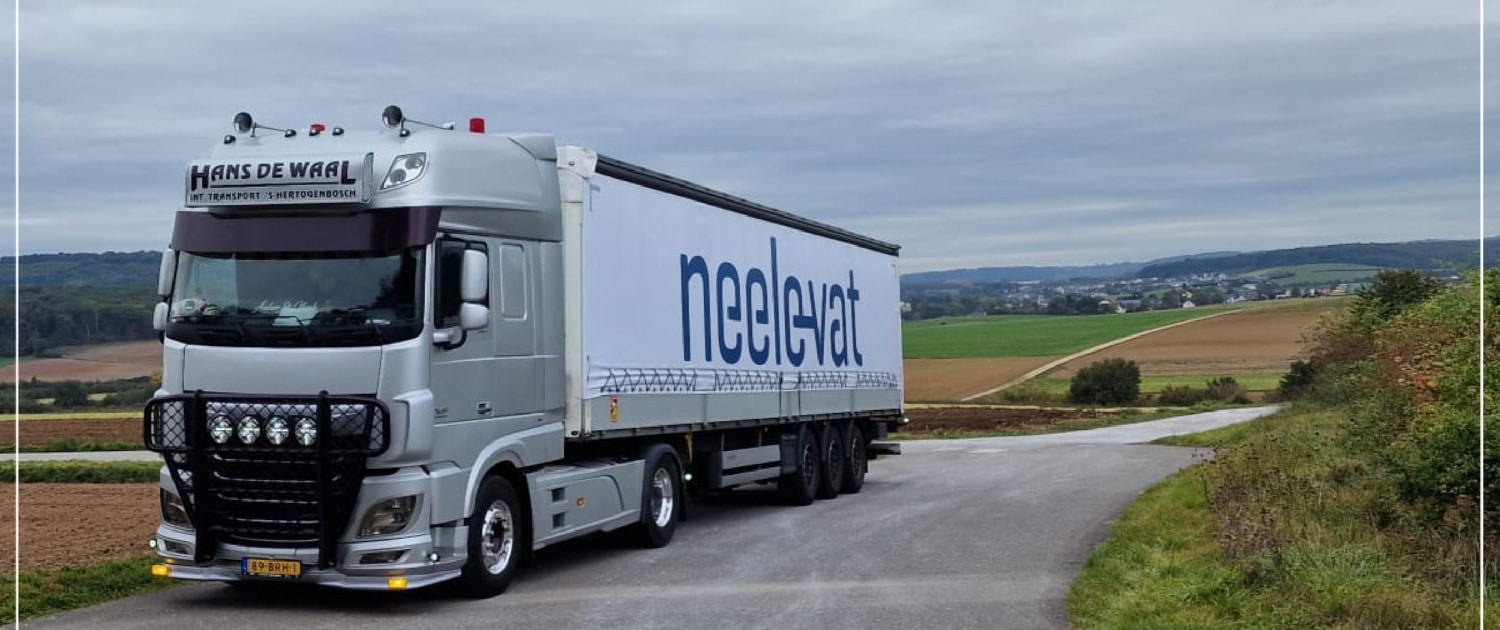 Welke rol speelt Neele-Vat als douane-expediteur?