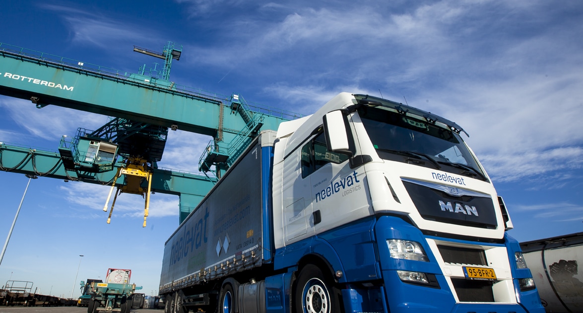 Hoe werkt douane-afhandeling bij export buiten de EU?