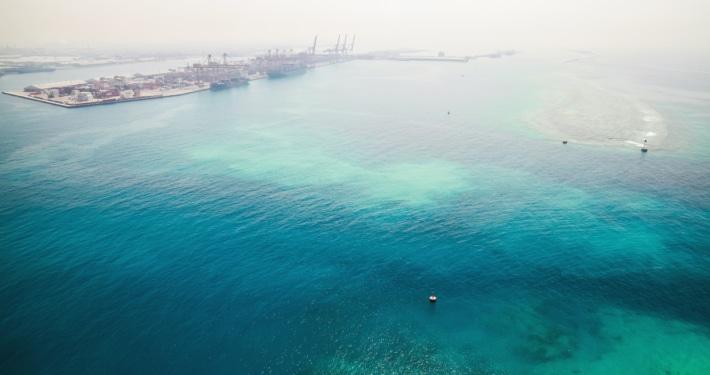 Crisis in de Straat van Hormuz: Scheepvaartverkeer naar Perzische Golf ligt stil