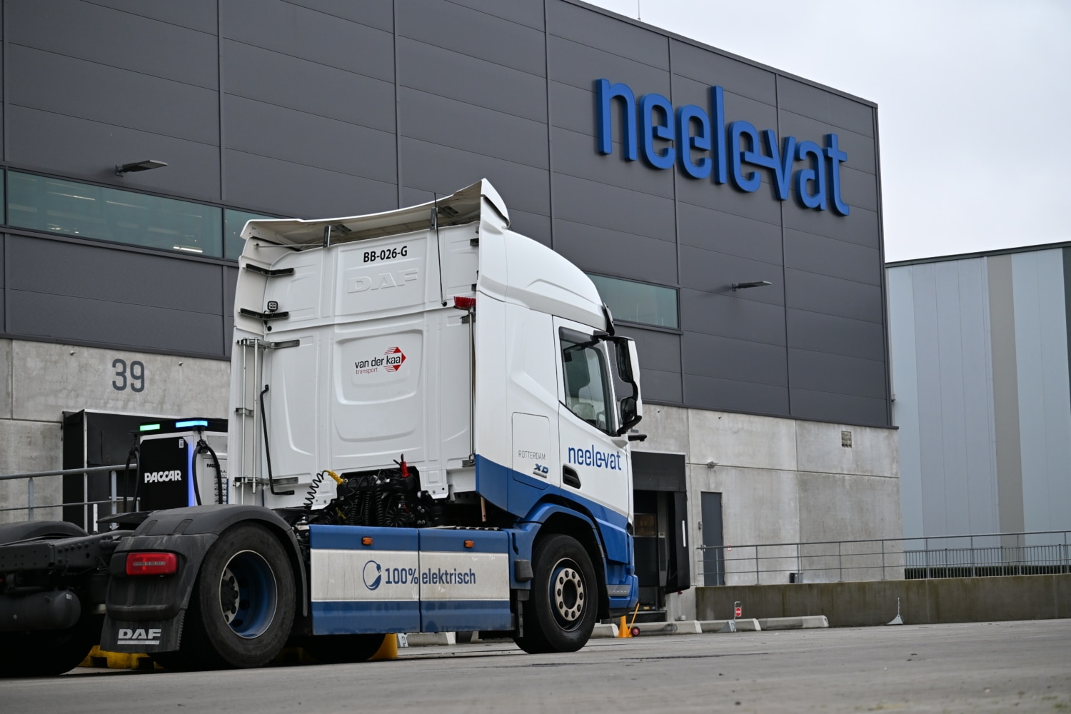 LCL transport met service